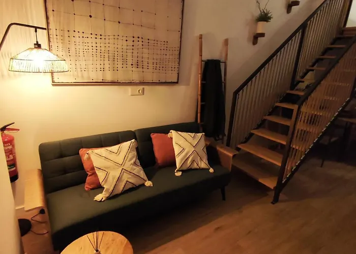 Loft Acogedor Junto Al Roig Arena Appartamento *