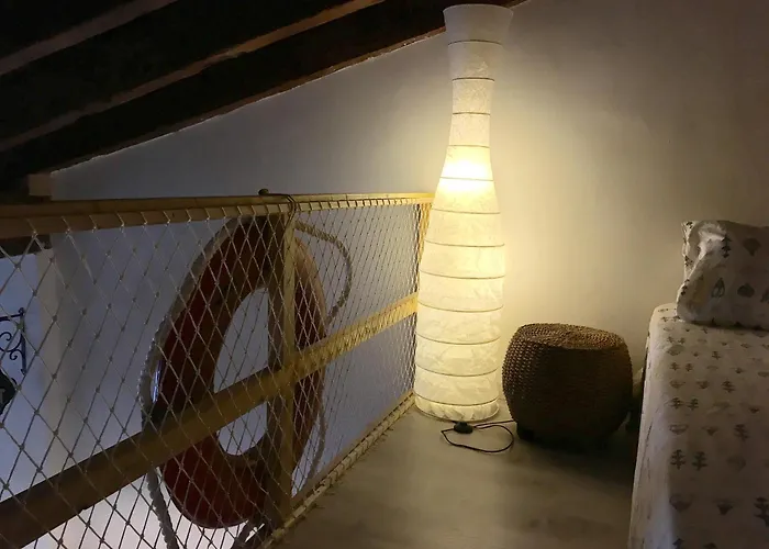 Next To The * Walencja