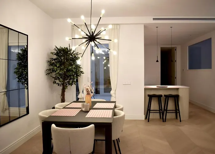 Apartment Stylish & Cozy Flat In Heart Of Eixample, Valencia