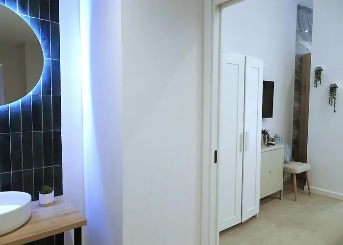 Pn4- Loft N4 Urban Ayora شقة *