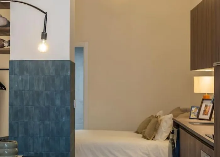 02 - Les Artes Apartment