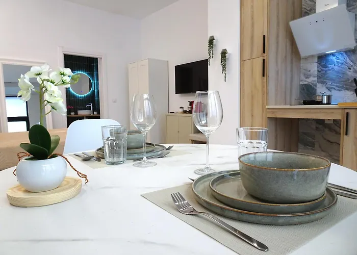 Apartment Pn8- Loft N8 Urban Ayora *