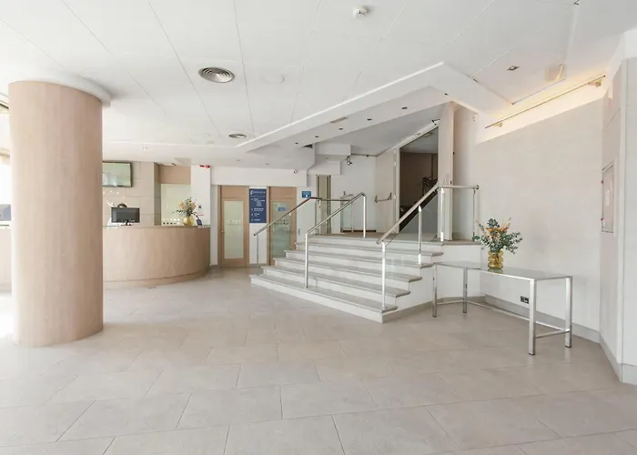 Port Feria 4* バレンシア