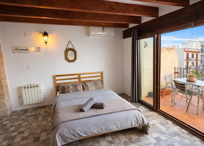 Kiwi Auto Check-in בית הארחה *