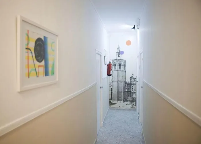 게스트하우스 Malvarrosa 2*