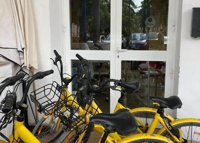 Malvarrosa 게스트하우스 2*