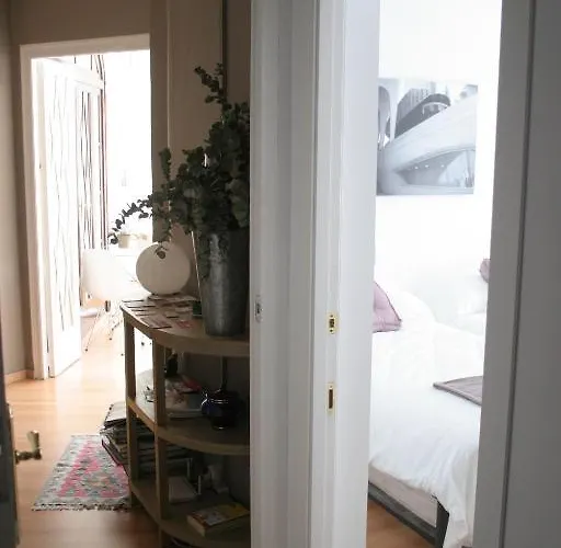 Bed & Breakfast 7 Moons Valencia