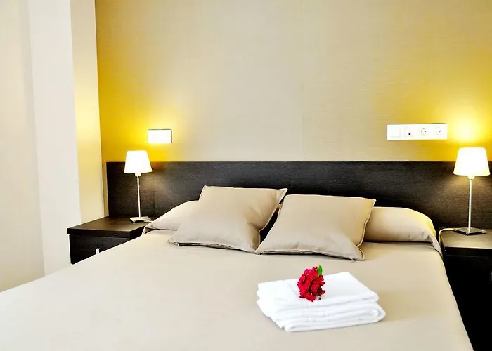 Residencia Universitaria Resa Damia Bonet Валенсия