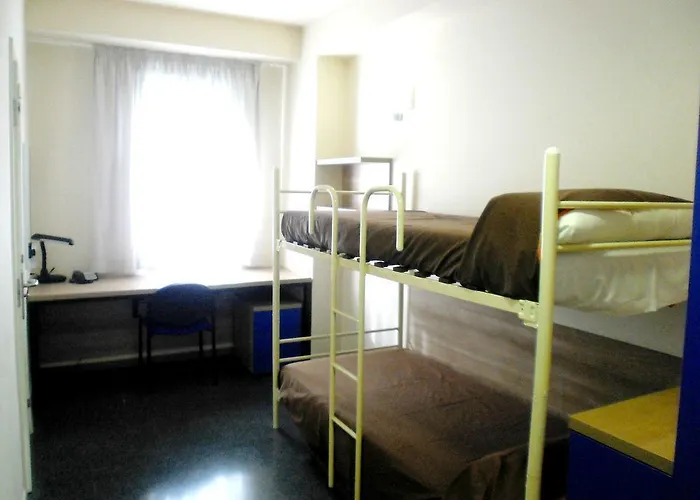 Residencia Universitaria Resa Damia Bonet Апартаменты Валенсия