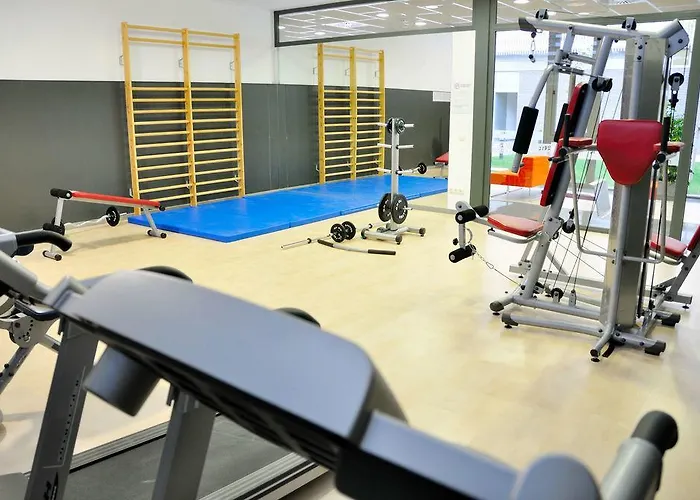 Residencia Universitaria Resa Damia Bonet *