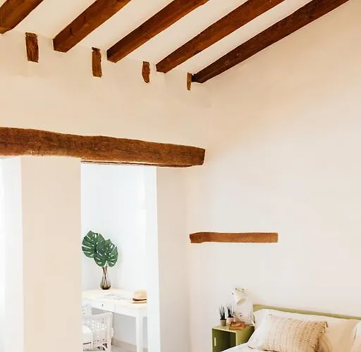 Ottoh Charm Πανσιόν 4*