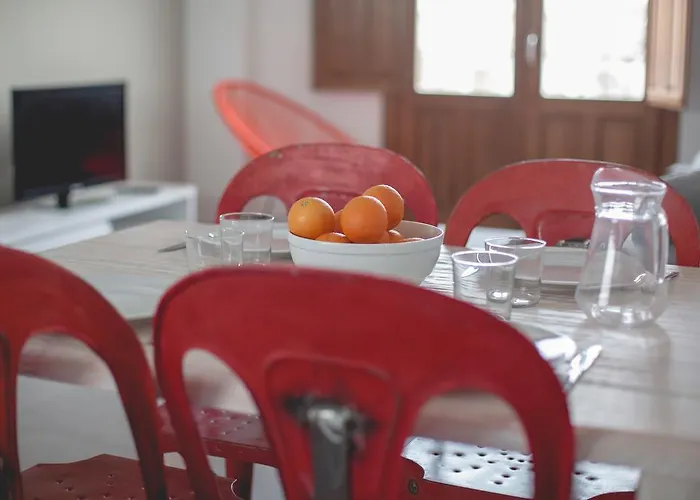 Centre Torres De Quart 아파트 *