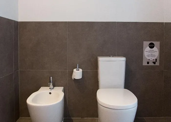 Centre Torres De Quart 아파트 *