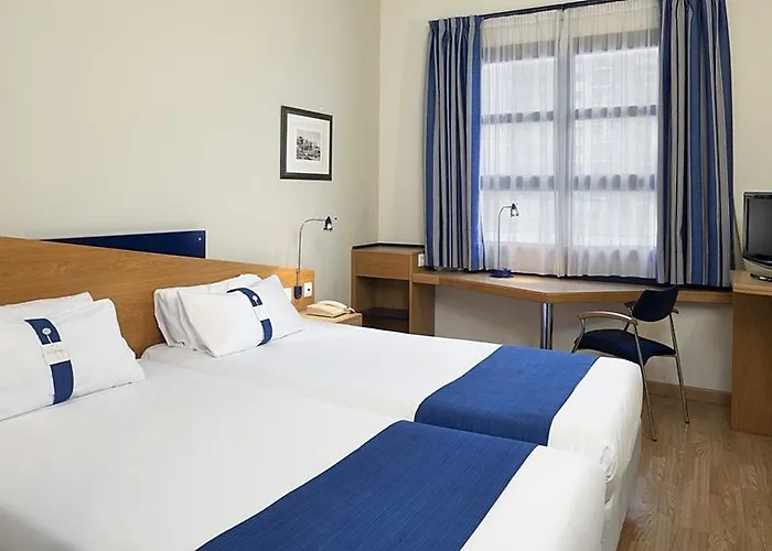 Express Ciudad De Ciencias By Ihg