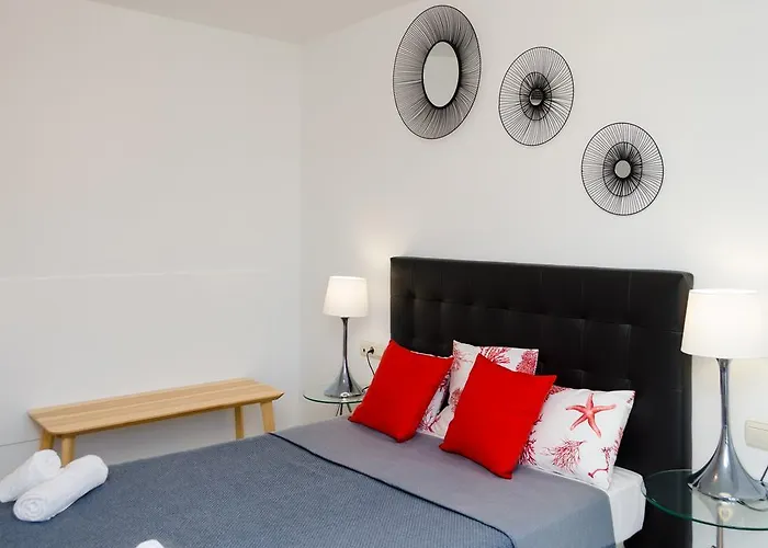 Apartup Francia Views شقة *