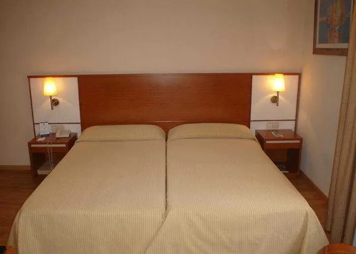 Rh Sorolla Centro 3*