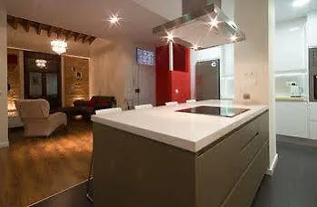 Total Elegance * فالنسيا