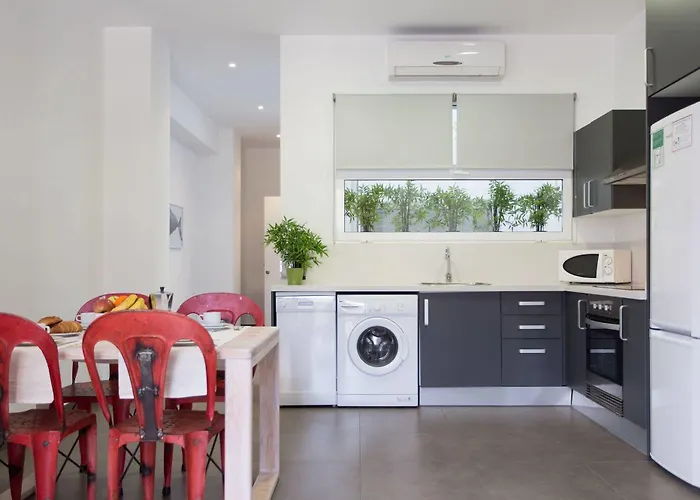 Centre Torres De Quart 아파트 *