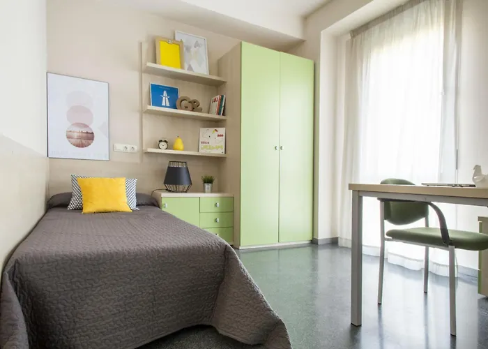 Residencia Universitaria Resa Damia Bonet *