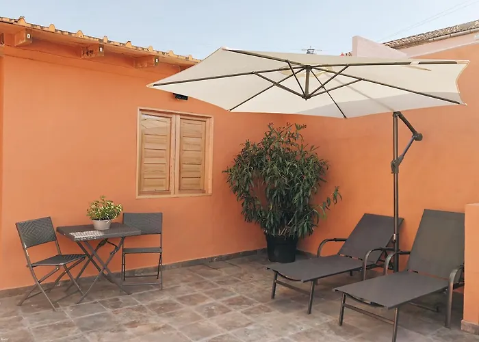 Guest house Mom La Punta 3*