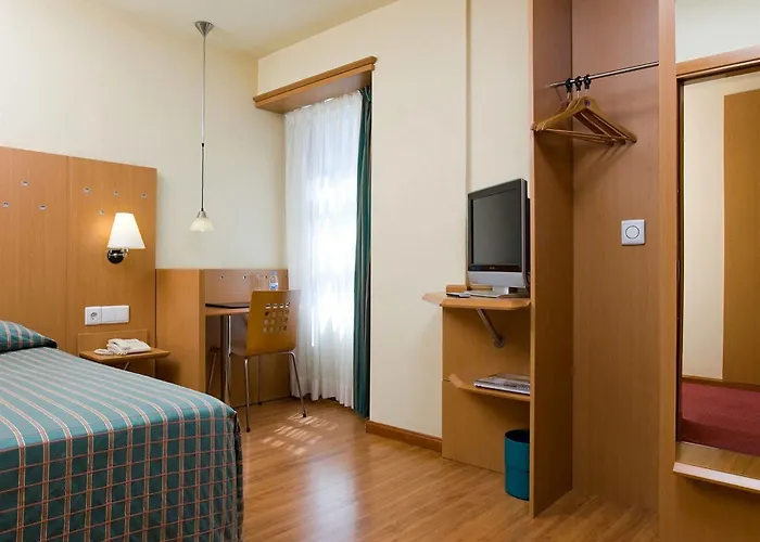 Nh Ciencias 3* Valenza