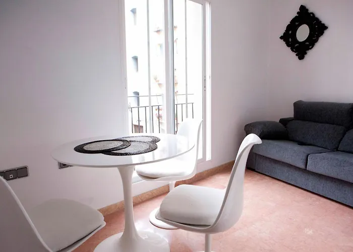 Happy - Lope De Vega Lejlighed