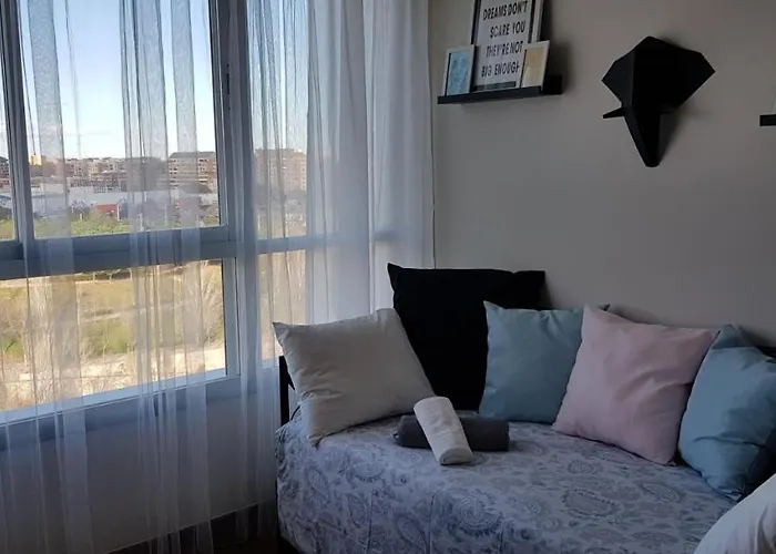 River Park Apartment *