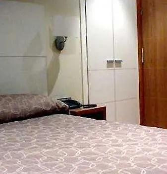 Penalty Πανσιόν Βαλένθια