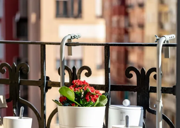 Travel Habitat Ruzafa * فالنسيا