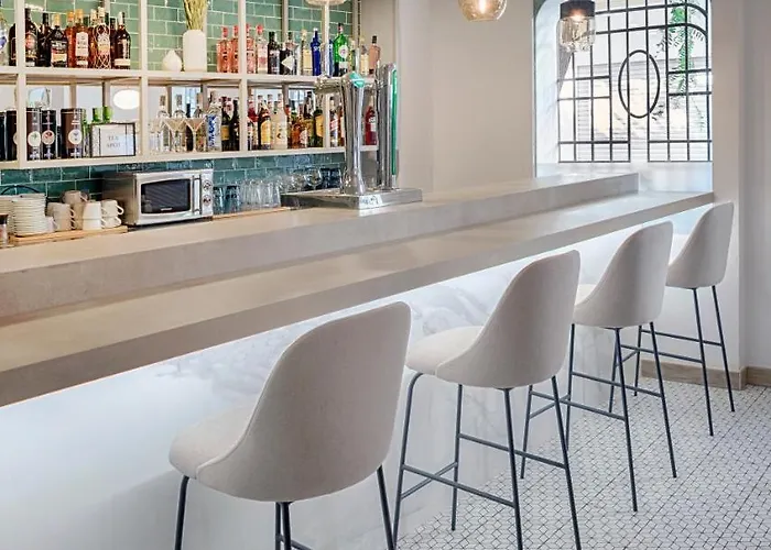 Hotel Blanq Carmen Valenza