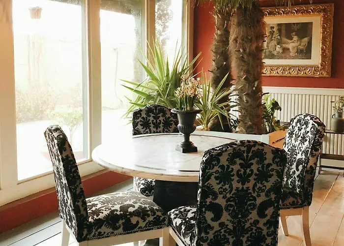 Mom La Punta 3* Valencia