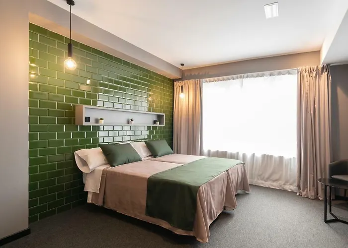 Nest Style Hotel Valence