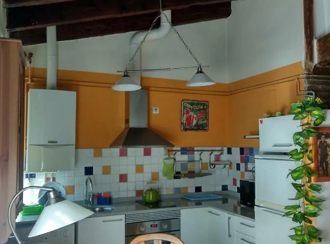 Centro Con Encanto. * فالنسيا