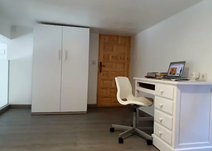 Luminoso Cerca De La Playa Y Puerto * Valencia