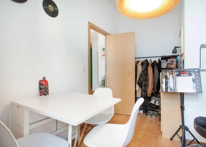 Lejlighed Luminous & Cosy Down Town *