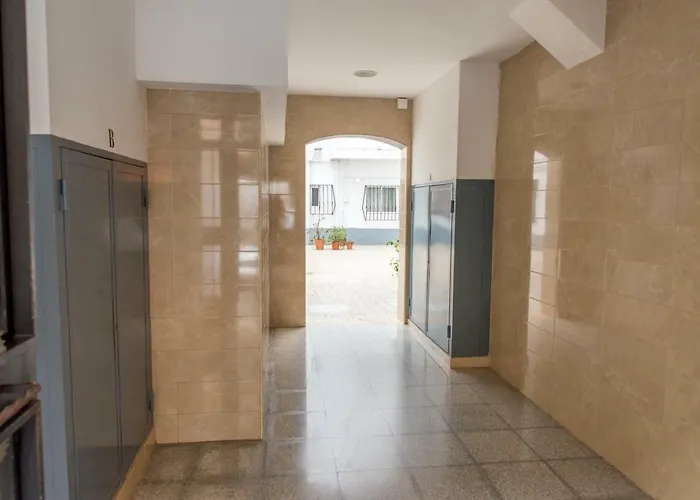 Cerca De La Playa Y El Centro *