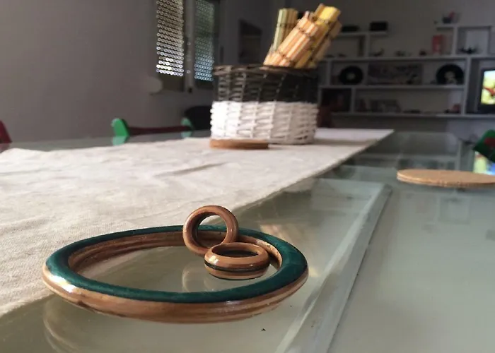 Rio Turia Skatehouse * فالنسيا