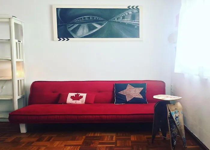 Rio Turia Skatehouse شقة