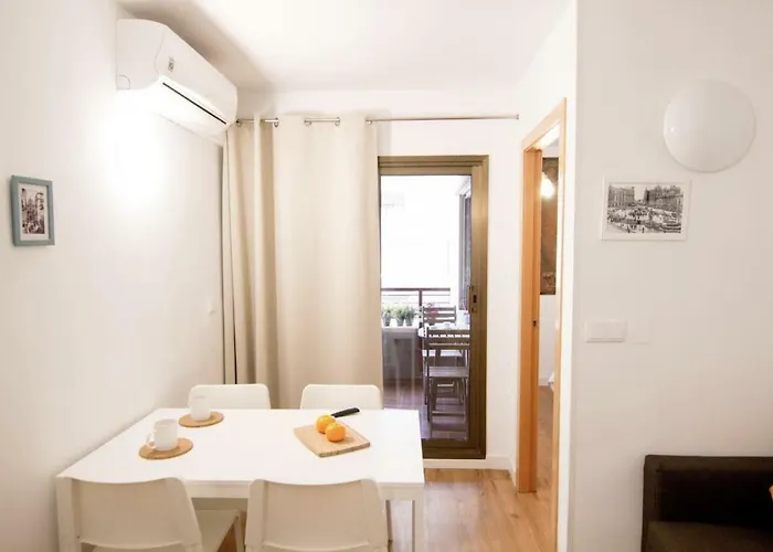 Διαμέρισμα Station. Free Wifi & Terrace