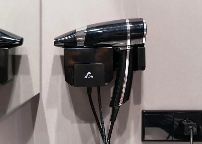 Hotel Nest Style Valence