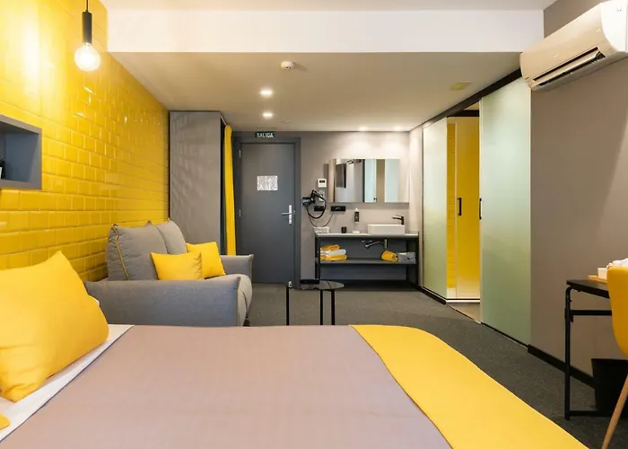 Nest Style 3* Valence