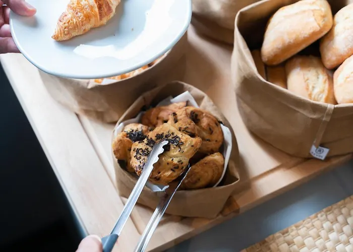 Nest Style 3* فالنسيا