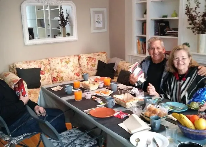 Angel Guimera & Breakfast Valencia