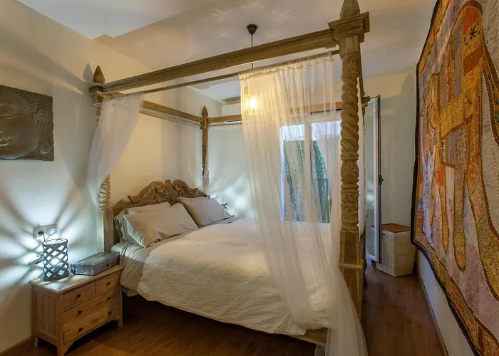 Lejlighed Luxurious & Alluring In Historic Town Valencia