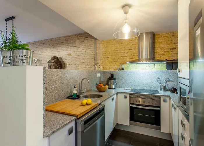 Lejlighed Luxurious & Alluring In Historic Town