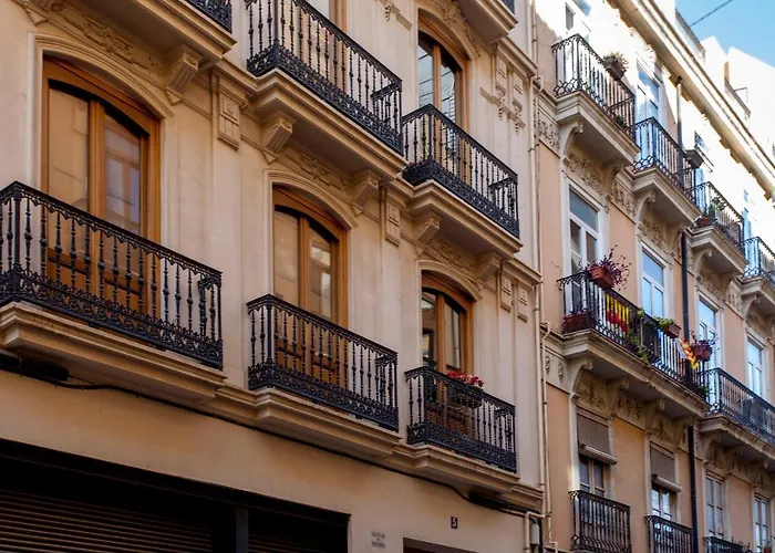 Lejlighed Luxurious & Alluring In Historic Town Valencia