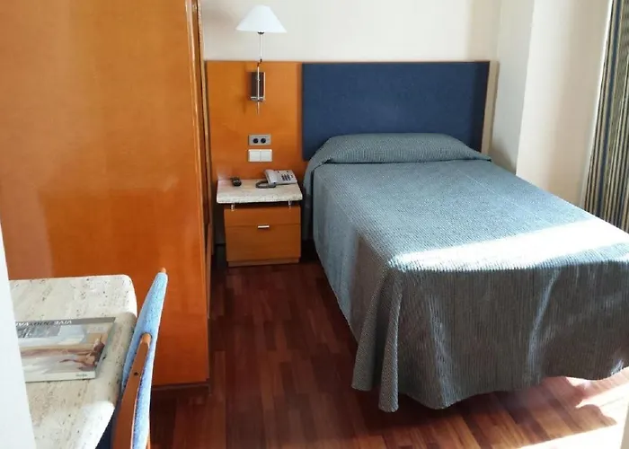 Hotel Villacarlos 3*