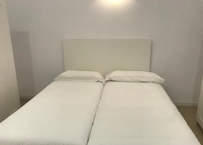 Suites Marina 酒店