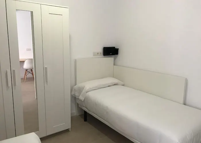 Suites Marina Hotel Valence