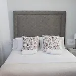 Goya Apartment